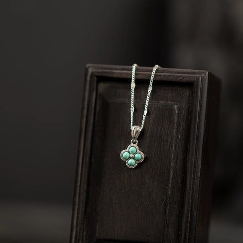 Clover of Fortune Necklace — detail view 5